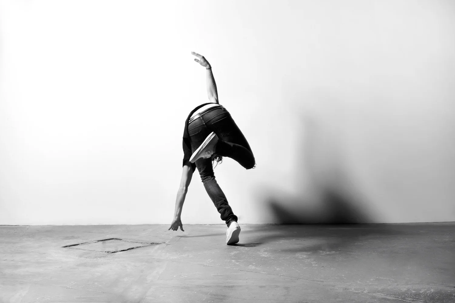 Black-and-white dance movement